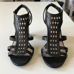 Size 6.5 Via Spiga Heeled Sandals